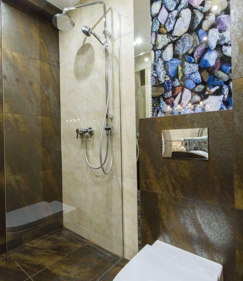 Apartament Tatrzanski Swit Z Tarasem-20M2, Garazem Podziemnym, Grota Solna Zakopane Luaran gambar