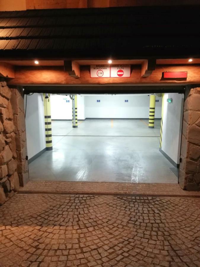 Apartament Tatrzanski Swit Z Tarasem-20M2, Garazem Podziemnym, Grota Solna Zakopane Luaran gambar